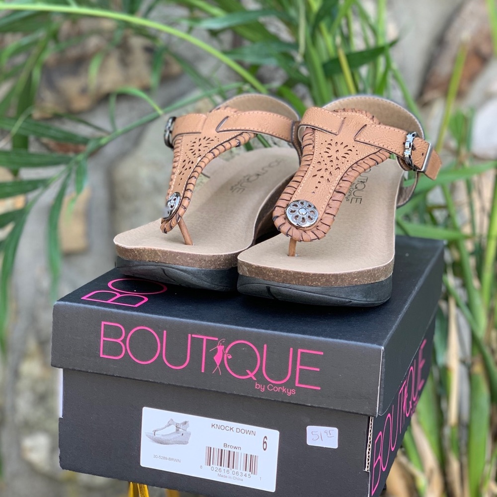 Knock Down Corkys Wedges